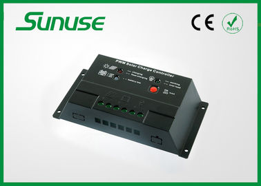 regolatore della tassa del regolatore del pannello solare di 20a 12V 24V PWM con l'esposizione di LED