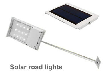 Iluminazioni pubbliche solari del chip LED di Epistar con la batteria ricaricabile di 3.7V Li-Po